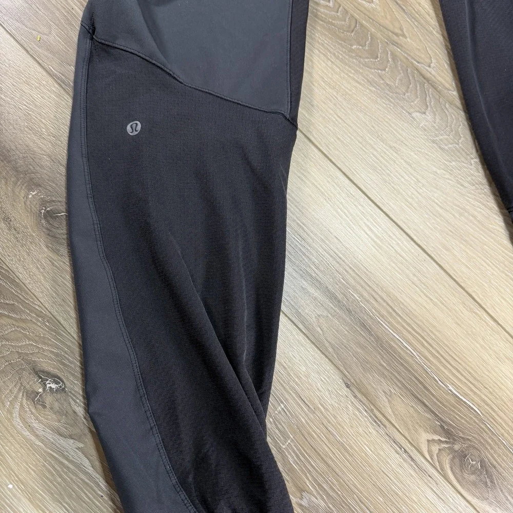 Lululemon License to Train Pants Mens Small Black Gray Mesh Stretch Jogger